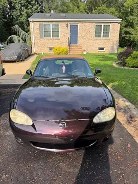 2004 Mazda MX-5 Miata Club Convertible 2D