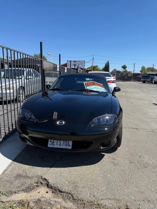2004 Mazda NB MX-5 Miata - Image 3 of 4