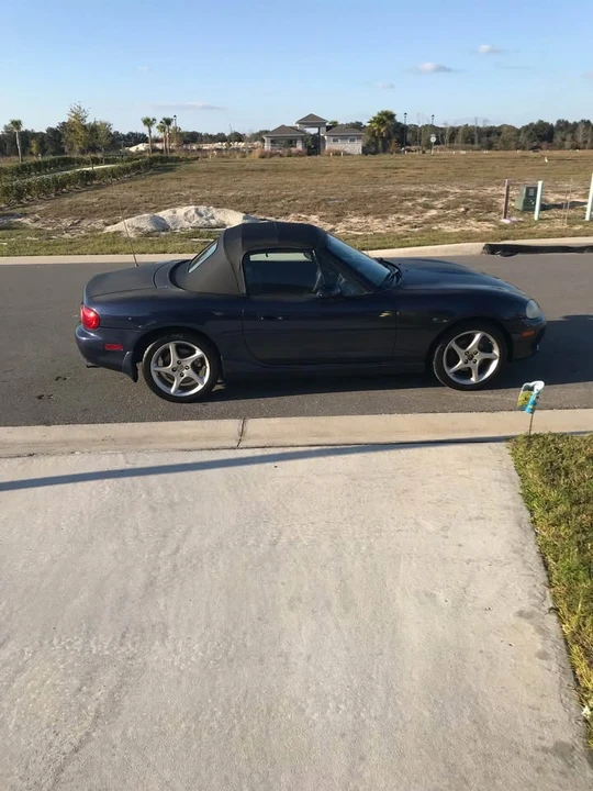 2004 Mazda NB MX-5 Miata - Image 2 of 4