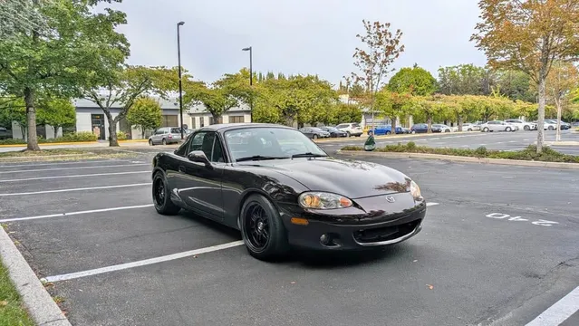 2004 Mazda Miata MX-5