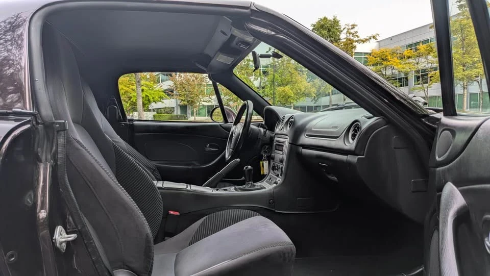 2004 Mazda NB MX-5 Miata - Image 10 of 16