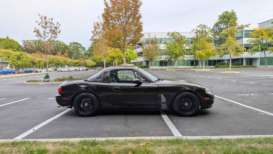 2004 Mazda NB MX-5 Miata - Image 6 of 16