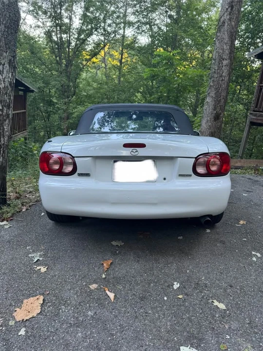 2004 Mazda NB MX-5 Miata - Image 3 of 7