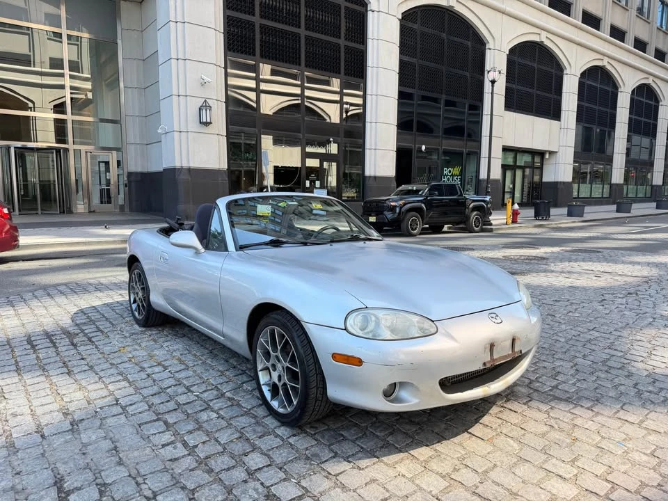 2004 Mazda NB MX-5 Miata - Image 5 of 20