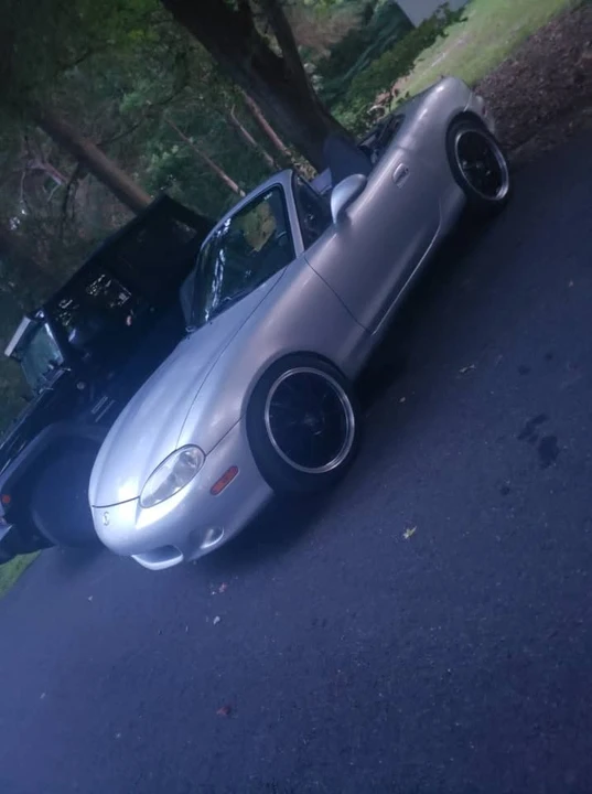 2004 Mazda NB MX-5 Miata - Image 6 of 7