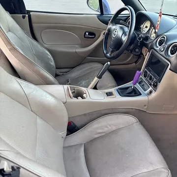2004 Mazda MX-5 Convertible