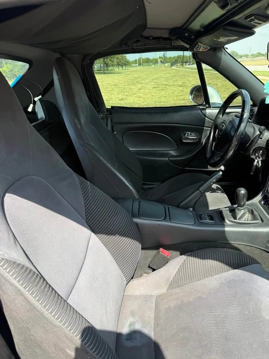 2004 Mazda NB MX-5 Miata - Image 8 of 9