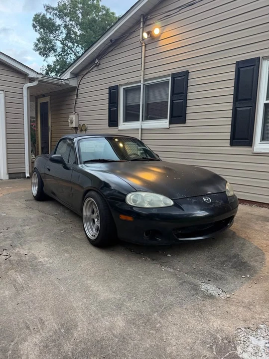 2004 Mazda NB MX-5 Miata - Image 2 of 15