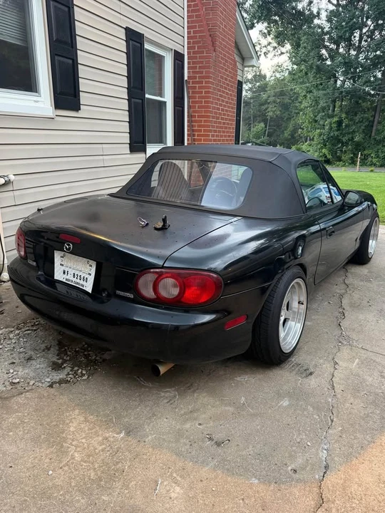 2004 Mazda NB MX-5 Miata - Image 6 of 15