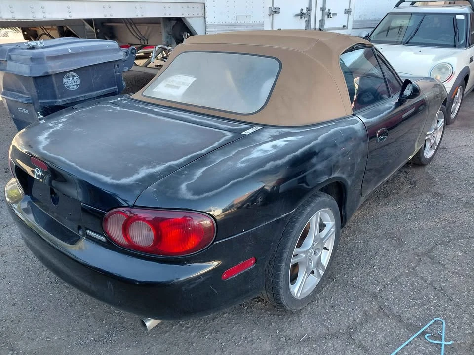 2004 Mazda NB MX-5 Miata - Image 5 of 11