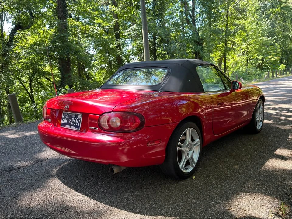 2004 Mazda NB MX-5 Miata - Image 3 of 15
