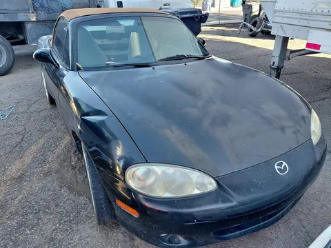 2004 Mazda MX-5 Convertible 2D