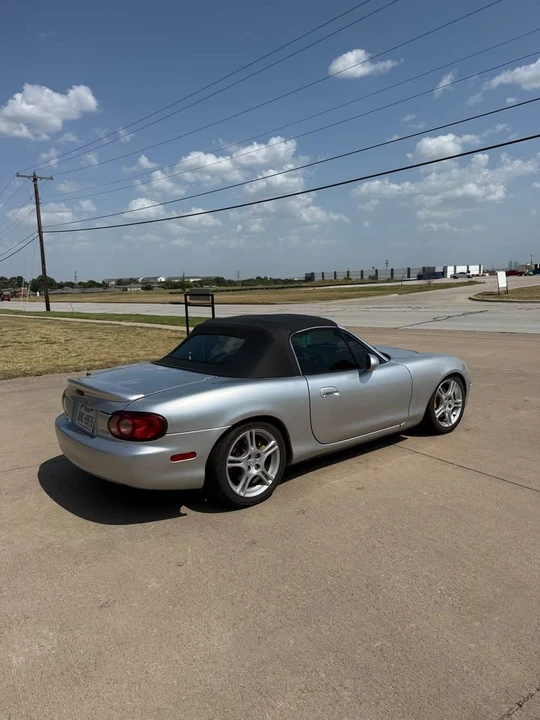 2004 Mazda NB MX-5 Miata - Image 4 of 11