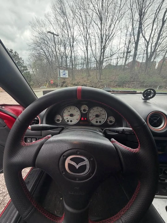 2004 Mazda NB MX-5 Miata - Image 7 of 10