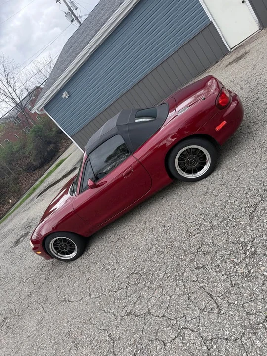 2004 Mazda NB MX-5 Miata - Image 2 of 10