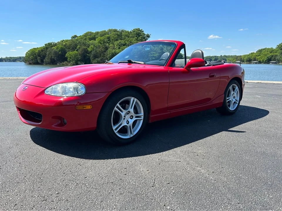 2004 Mazda NB MX-5 Miata - Image 5 of 10