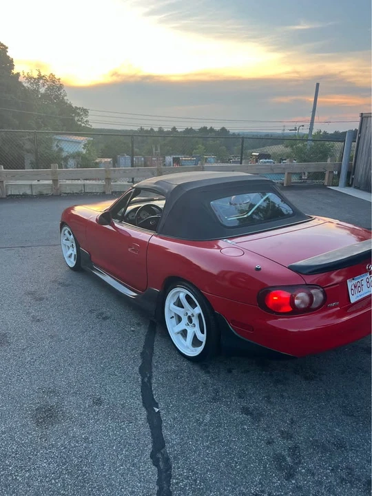 2004 Mazda NB MX-5 Miata - Image 10 of 20
