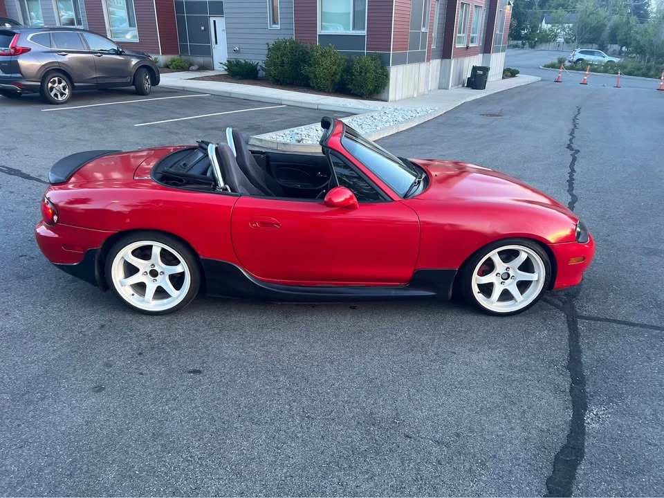 2004 Mazda NB MX-5 Miata - Image 5 of 20