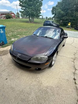 2004 Mazda MX-5 LS Convertible 2D