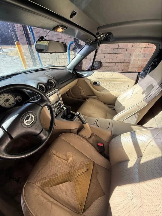2004 Mazda NB MX-5 Miata - Image 10 of 16