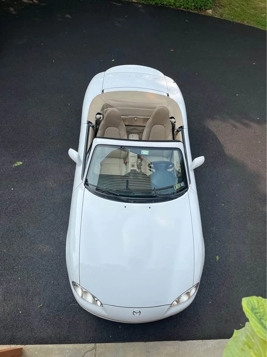 2004 Mazda NB MX-5 Miata - Image 4 of 19