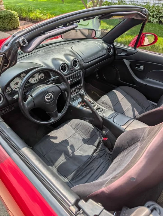 2004 Mazda NB MX-5 Miata - Image 11 of 11