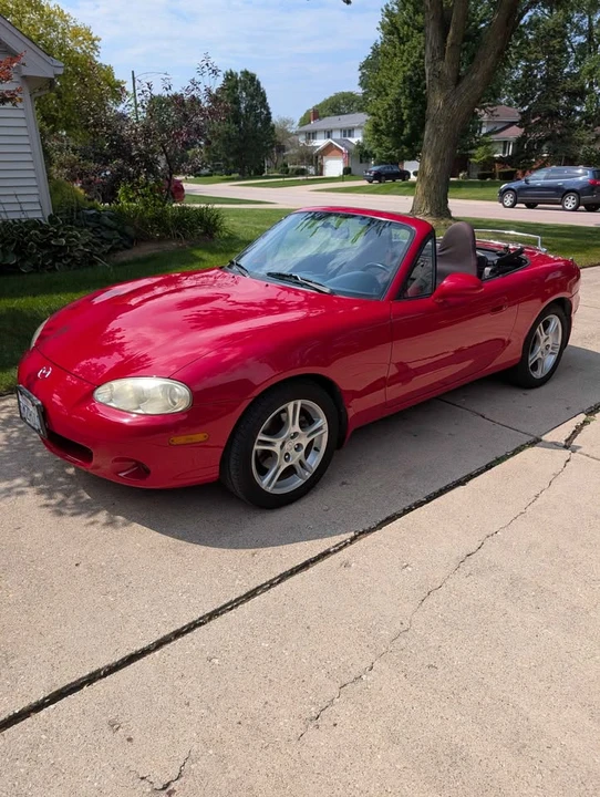 2004 Mazda NB MX-5 Miata - Image 5 of 11