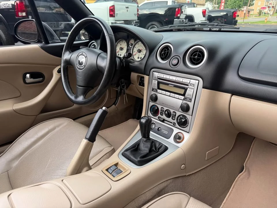 2004 Mazda NB MX-5 Miata - Image 17 of 20