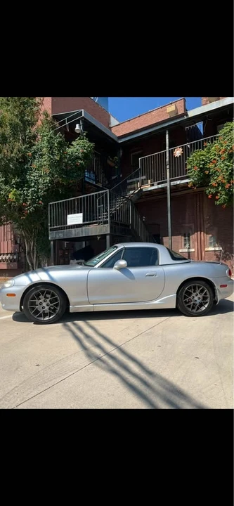 2004 Mazda NB MX-5 Miata - Image 2 of 13