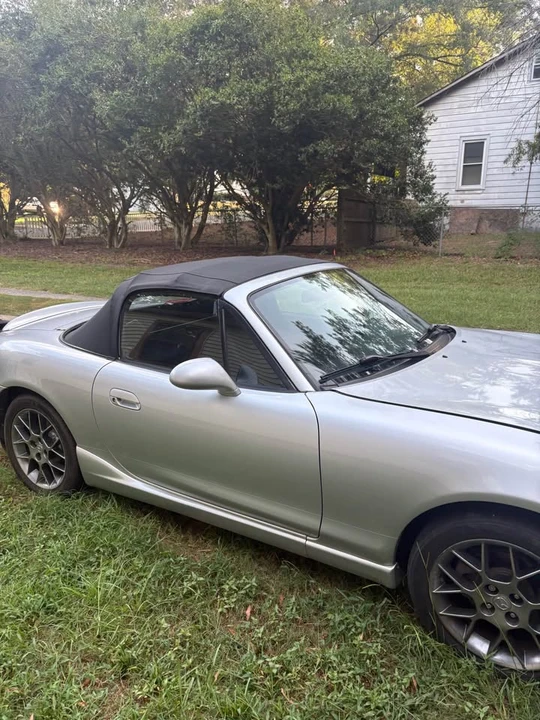 2004 Mazda NB MX-5 Miata - Image 6 of 14