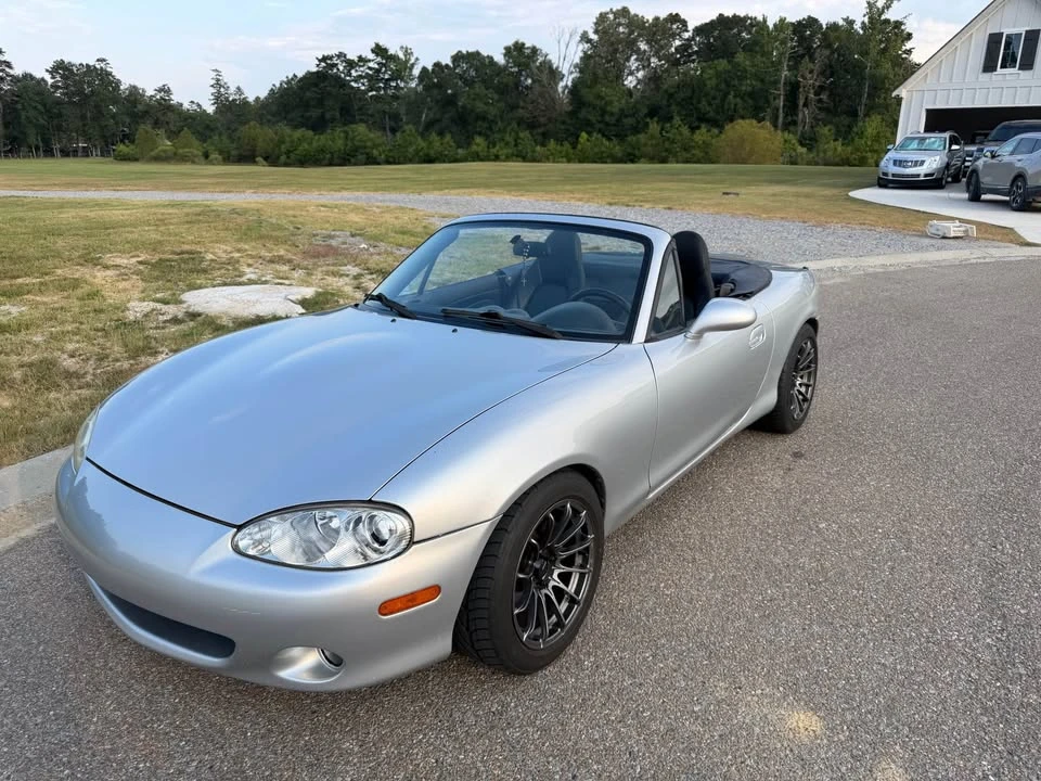 2004 Mazda NB MX-5 Miata - Image 9 of 16
