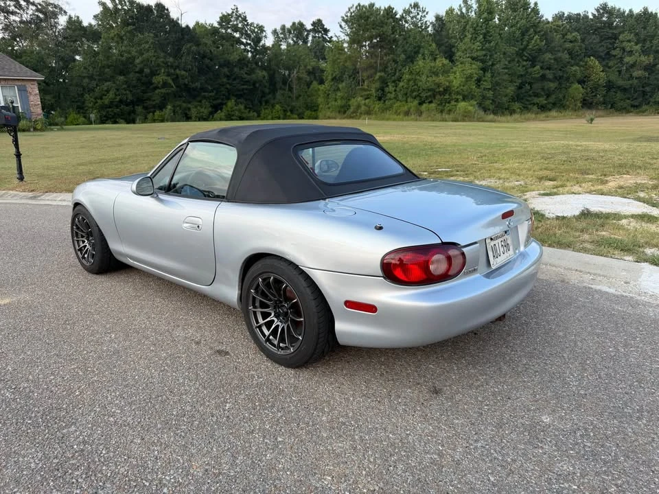 2004 Mazda NB MX-5 Miata - Image 7 of 16