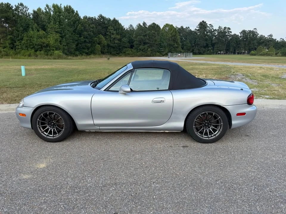 2004 Mazda NB MX-5 Miata - Image 8 of 16