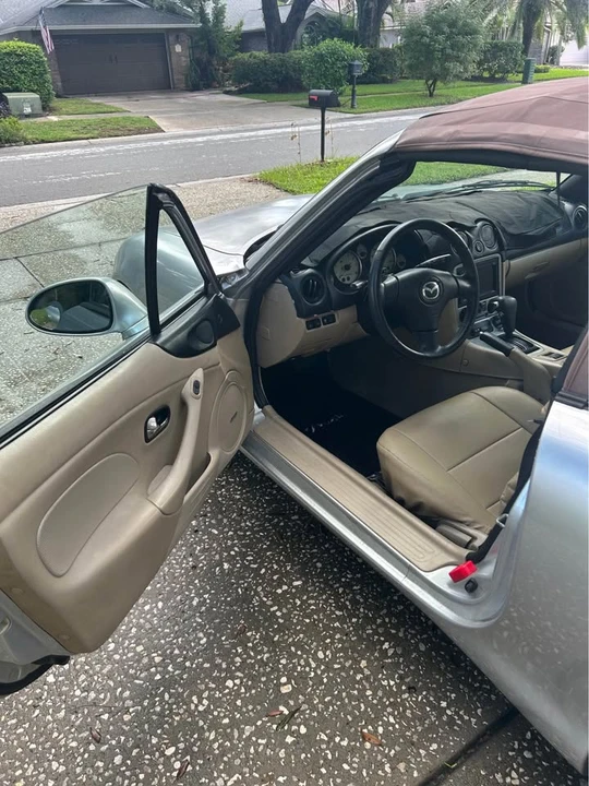 2004 Mazda NB MX-5 Miata - Image 10 of 19