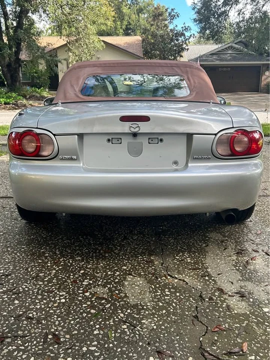 2004 Mazda NB MX-5 Miata - Image 6 of 19