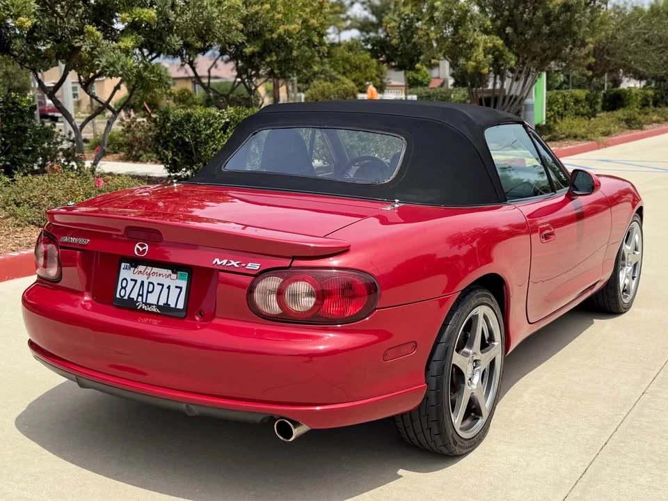 2004 Mazda NB Mazdaspeed MX-5 Miata - Image 5 of 15