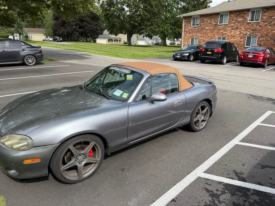 2004 Mazda NB Mazdaspeed MX-5 Miata - Image 5 of 8