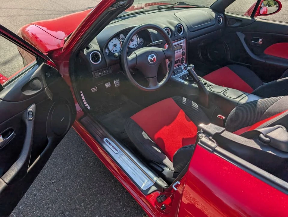2004 Mazda NB Mazdaspeed MX-5 Miata - Image 10 of 12