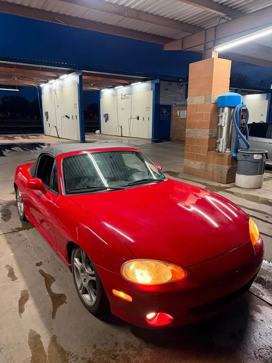 2004 Mazda NB MX-5 Miata - Image 3 of 10