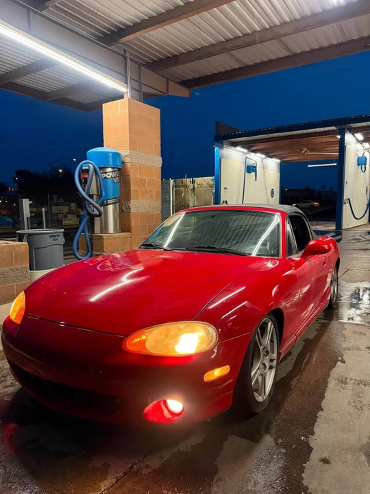 2004 Mazda NB MX-5 Miata - Image 2 of 10