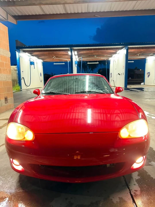 2004 Mazda NB MX-5 Miata - Image 4 of 10