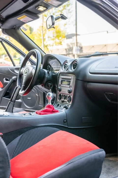2004 Mazda NB Mazdaspeed MX-5 Miata - Image 12 of 19