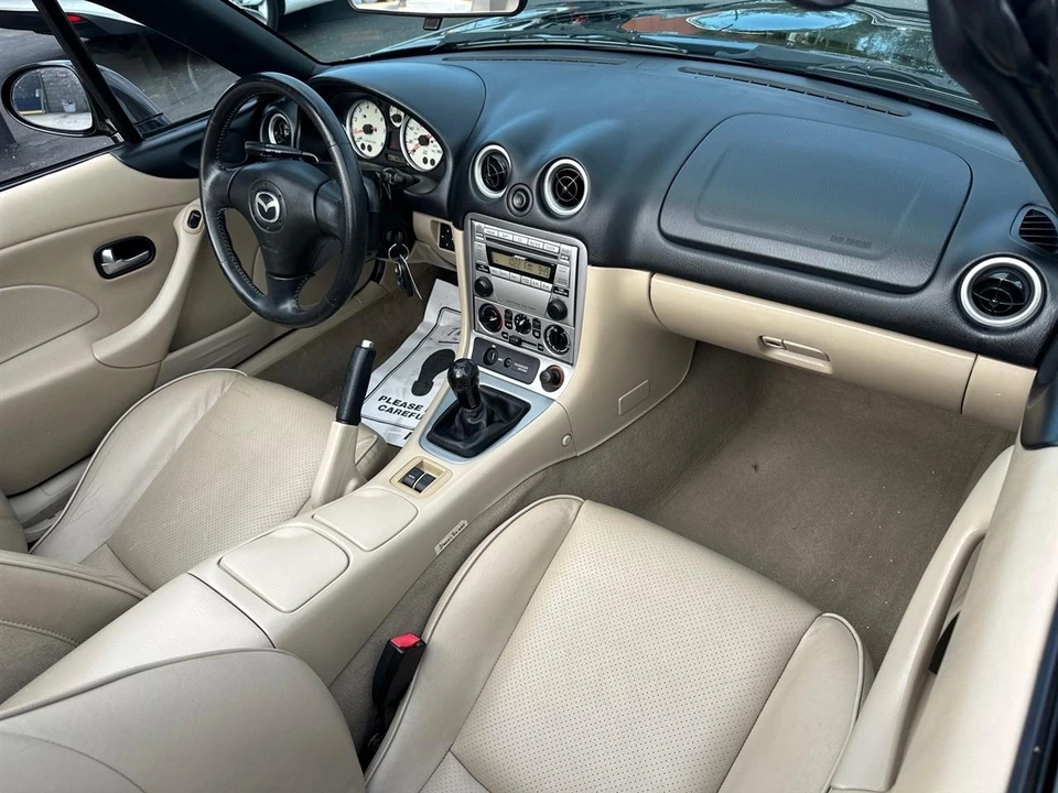 2004 Mazda NB MX-5 Miata - Image 18 of 27