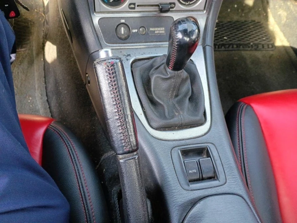 2004 Mazda NB Mazdaspeed MX-5 Miata - Image 11 of 27