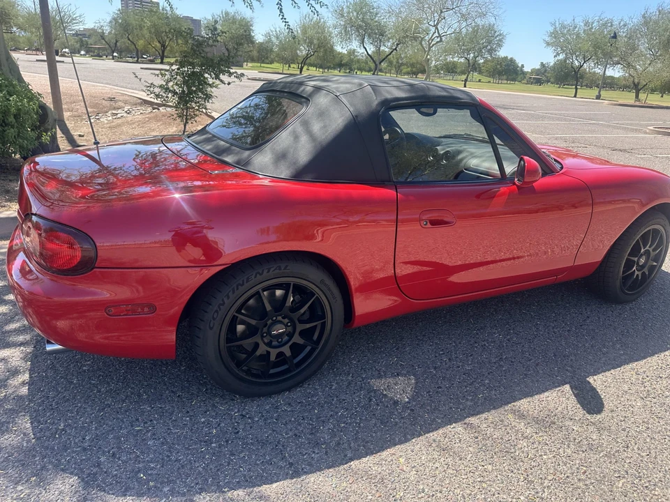 2004 Mazda NB MX-5 Miata - Image 13 of 31