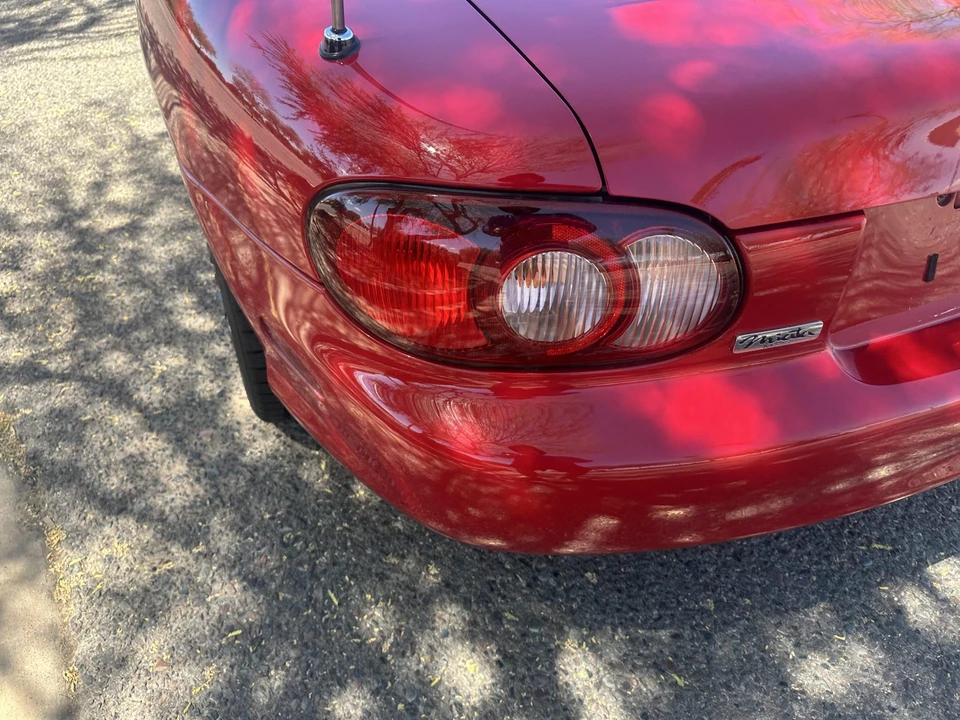 2004 Mazda NB MX-5 Miata - Image 27 of 31