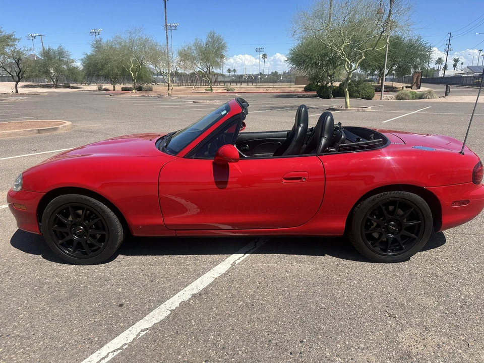 2004 Mazda NB MX-5 Miata - Image 6 of 31