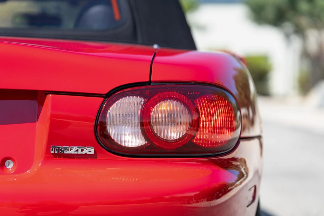 2004 Mazda NB MX-5 Miata - Image 23 of 31