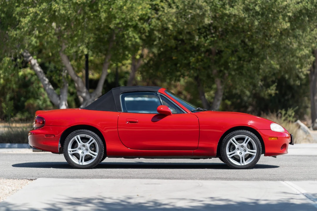 2004 Mazda NB MX-5 Miata - Image 13 of 31