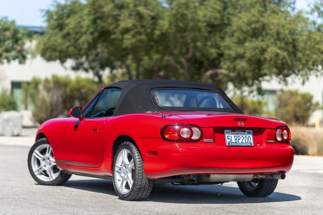 2004 Mazda NB MX-5 Miata - Image 16 of 31